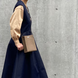 [French calf]<br>Box sacoche L<br>color: taupe