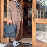 [Taurillon Lagoon]<br>parnet tote bag<br>color: navy