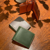 [Yamato] <br>Combi International Wallet<br>Color: Tartan green x Bordeaux