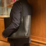 [Shrink leather]<br>tuti tote bag<br>color: black