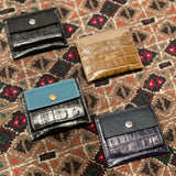 [French calf x crocodile pattern] <br>mini snap wallet<br>color: Jean blue x black