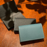 [French calf] <br>Thread gusset card case<br>color: navy
