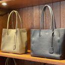 [Shrink leather]<br>Tutitot bag<br>color: Navy