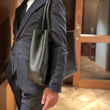 [Shrink leather]<br>tuti tote bag<br>color: black
