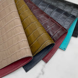 [Croc pattern] <br>glasses case<br>color: taupe