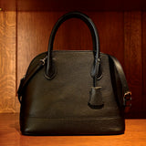 [Shrink leather] <br>round shoulders<br>color: black