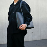 [フレンチカーフ] <br>ロワイヤルMトートバッグ<br>color：ネイビー×ターコイズステッチ×内装レッド<br>【８月下旬入荷予定】