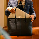 [フレンチカーフ] <br>ロワイヤルMトートバッグ<br>color：ネイビー×ターコイズステッチ×内装ターコイズ<br>【７月下旬入荷予定】