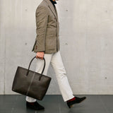 [French calf] <br>Royal M tote bag<br>color: dark brown
