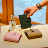[フレンチカーフ] <br>ホックアップウォレット<br>color：トープ