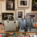 [Shrink leather]<br>Athena shoulder bag<br>color: ethane gray