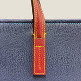 [フレンチカーフ] <br>ベルシー トートバッグ<br>color：インクブルー×レッド<br>【ご予約受付中：お届け目安３ヶ月程】