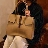 [シュリンクレザー×クロコパターンレザー]<br>ヴォヤージュLバッグ<br>color：トープ
