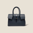 [Shrink leather]<br>Voyage M bag<br>color: Navy