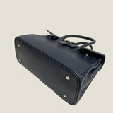 [Shrink leather x croco pattern leather]<br>Voyage M bag<br>color: navy