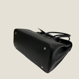 [Shrink leather x croco pattern leather]<br>Voyage L bag<br>color: black