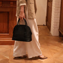 [Shrink leather] <br>Round shoulder<br>color: Black