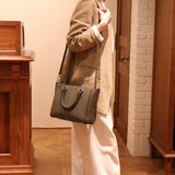 [Shrink leather]<br>Athena shoulder bag<br>color: ethane gray