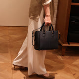 [シュリンクレザー]<br>アテーナ ショルダーバッグ<br>color：ネイビー