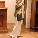 [French calf]<br>Box sacoche L<br>color: navy