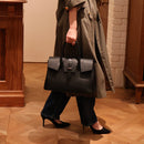 [シュリンクレザー×クロコパターンレザー]<br>ヴォヤージュMバッグ<br>color：ブラック<br>【５月下旬入荷予定】