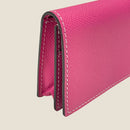 [French calf] <br>Through gachi card case<br>Color: Magenta pink