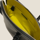 [Shrink leather] <br>round shoulders<br>color: black