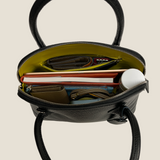 [Shrink leather] <br>round shoulders<br>color: black