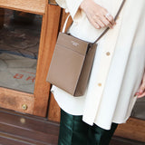 [French calf]<br>Box sacoche L<br>color: taupe