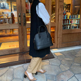[Shrink leather] <br>round shoulders<br>color: black