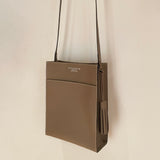 [フレンチカーフ]<br>ボックスサコッシュL<br>color：トープ