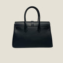 [Shrink leather]<br>Voyage M bag<br>color: Black