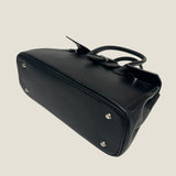 [Shrink leather]<br>Voyage M bag<br>color: black