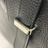[Shrink leather]<br>Voyage M bag<br>color: black