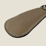 [French calf] <br>shoehorn<br>color: taupe