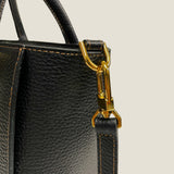 [Shrink leather]<br>Athena shoulder bag<br>color: black