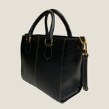 [Shrink leather]<br>Athena shoulder bag<br>color: black