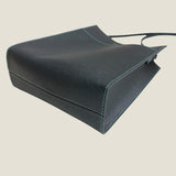 [French calf]<br>Box sacoche L<br>color: navy