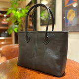 [フレンチカーフ] <br>ロワイヤルMトートバッグ<br>color：ネイビー×ターコイズステッチ×内装ネイビー