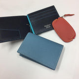 [French calf] <br>Thread gusset card case<br>color: Jean blue