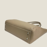 [Shrink leather]<br>tuti tote bag<br>color: taupe