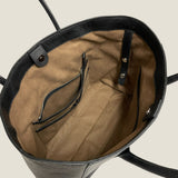 [Shrink leather]<br>tuti tote bag<br>color: black