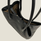 [Shrink leather]<br>tuti tote bag<br>color: black