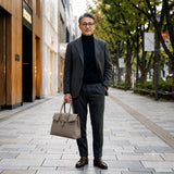 [Shrink leather x croco pattern leather]<br>Voyage M bag<br>color: taupe x taupe