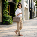 [Taurillon Lagoon x Crocodile]<br>Voyage M bag<br>color: taupe x taupe
