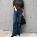 [Shrink leather]<br>Postman mini shoulder<br>color: Black