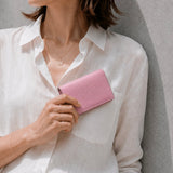 [French calf] <br>Thread gusset card case<br>color: mauve pink