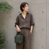 [シュリンクレザー]<br>ポストマンミニショルダー<br>color：ダークグリーン
