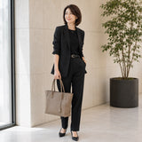 [Shrink leather]<br>tuti tote bag<br>color: taupe