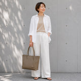 [Shrink leather]<br>tuti tote bag<br>color: taupe